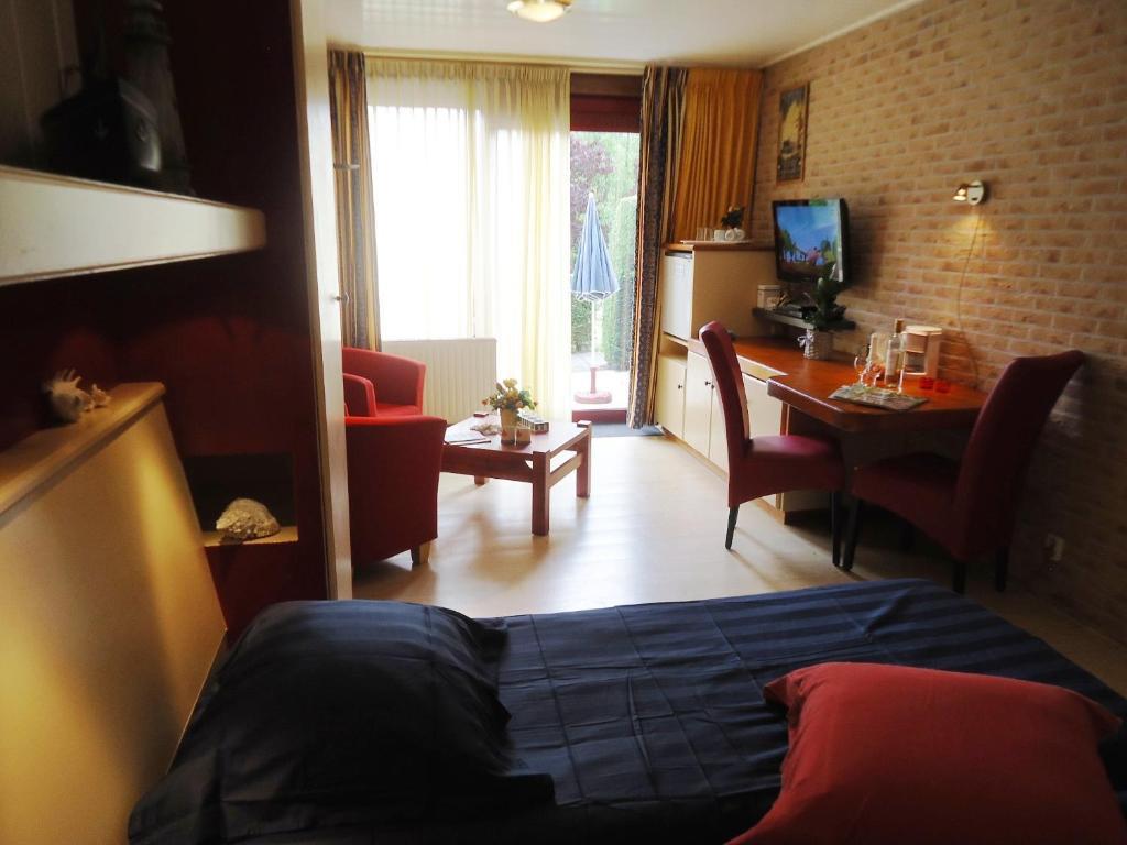 Claes Compaen Otel Midsland Oda fotoğraf